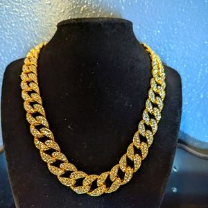 18'' Cuban link chain necklace
